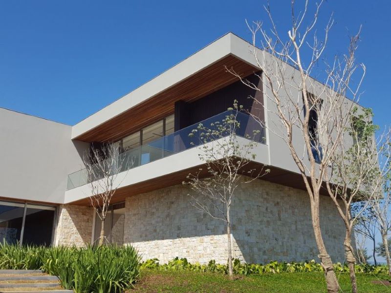 Casa em Estrutura Mista